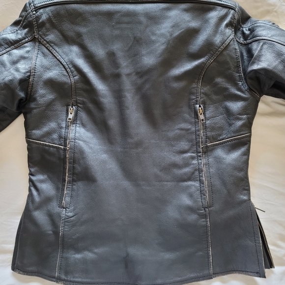 NWT genuine leather motorcycle jacket - Picture 7 of 10